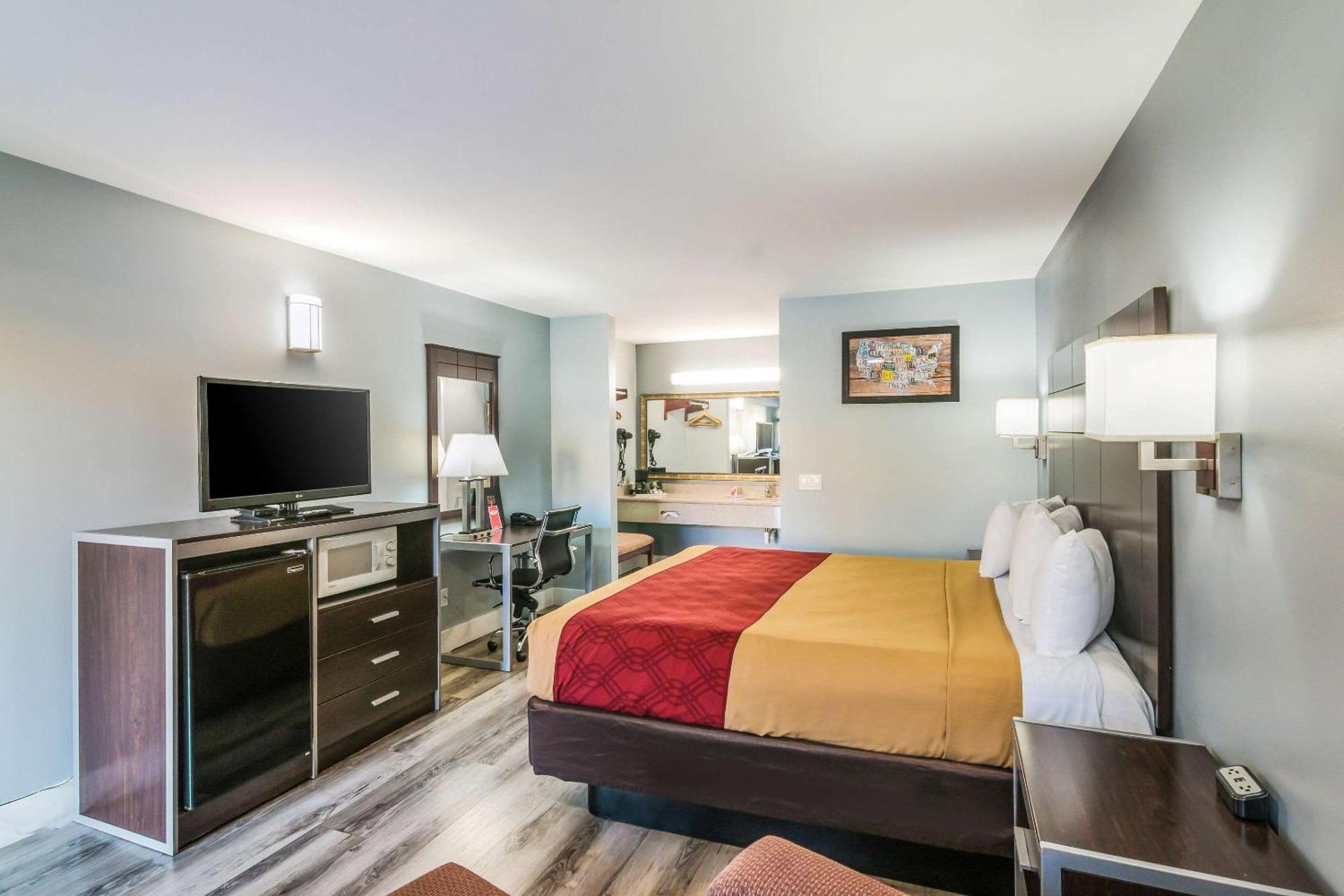 Econo Lodge Hesperia - Victorville I-15 Kültér fotó