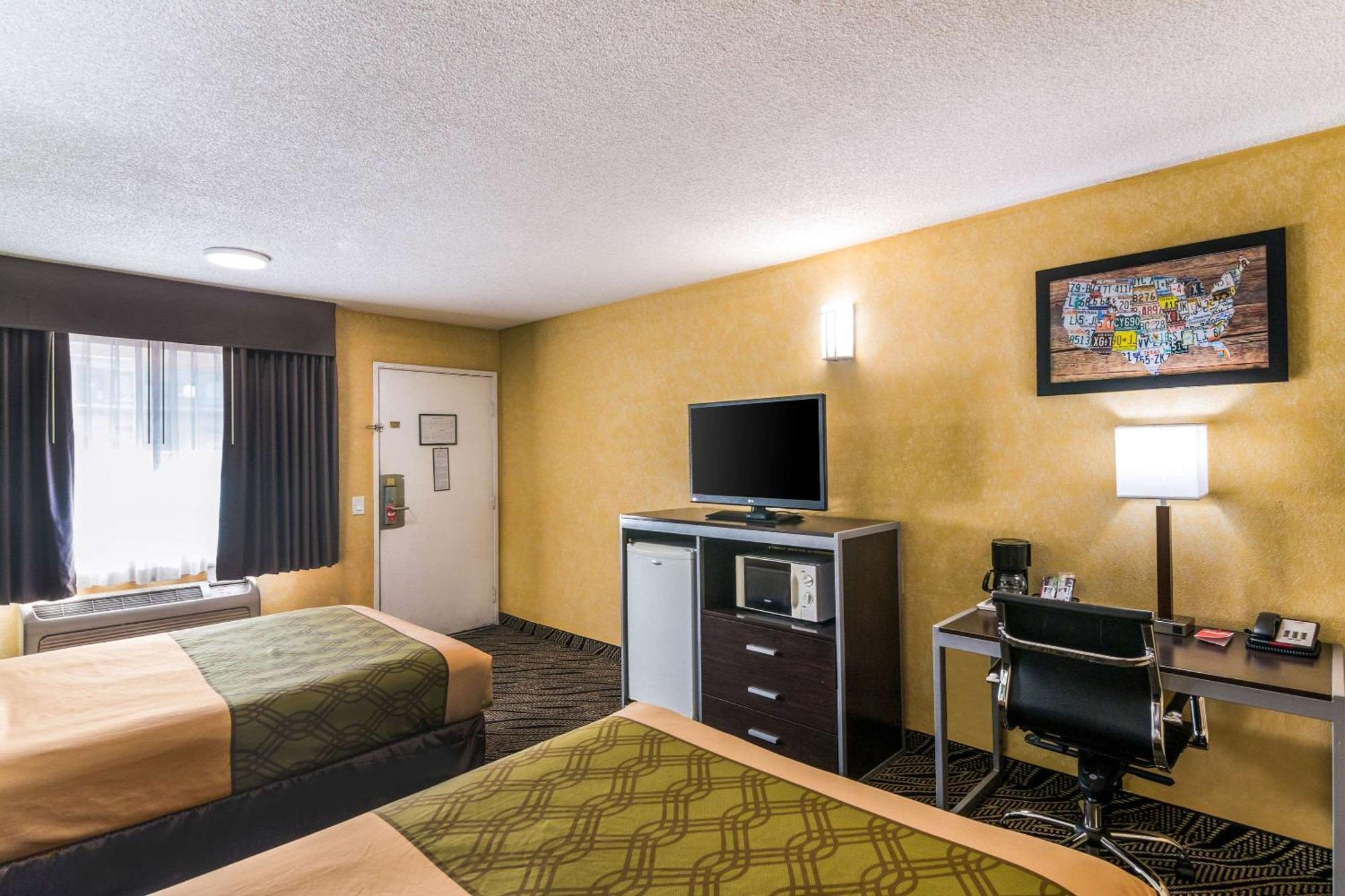 Econo Lodge Hesperia - Victorville I-15 Kültér fotó