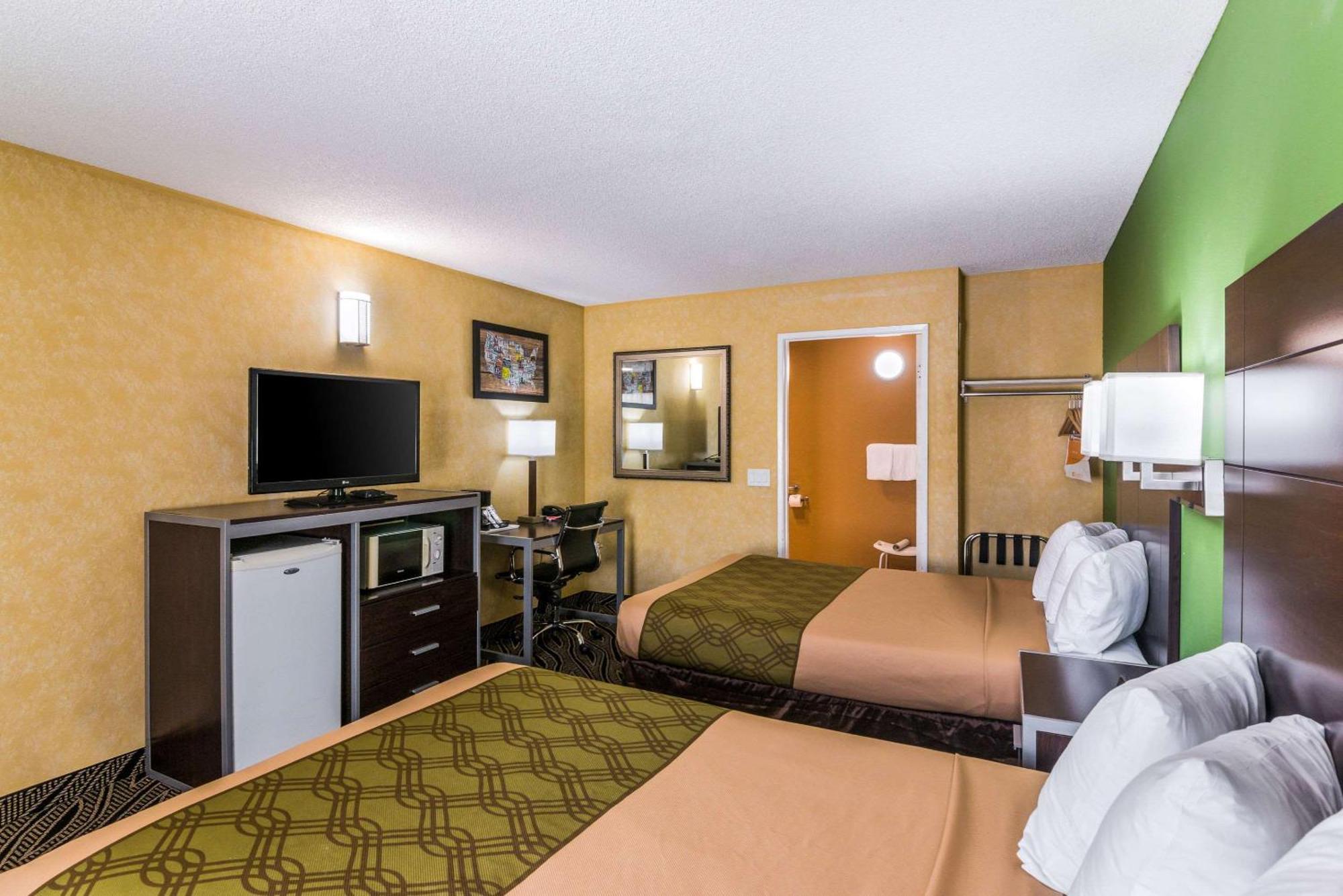 Econo Lodge Hesperia - Victorville I-15 Kültér fotó